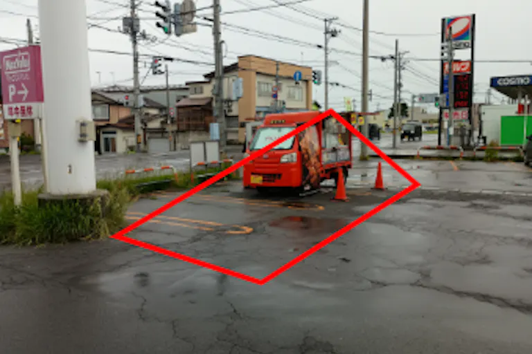 【マックスバリュ黒石店】シンボルタワー横(キッチンカー) 販促プロモーションやキッチンカー出店に最適なスーパー店外催事イベントスペースの画像2