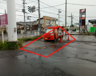 【マックスバリュ黒石店】シンボルタワー横（キッチンカー） 販促プロモーションやキッチンカー出店に最適なスーパー店外催事イベントスペース