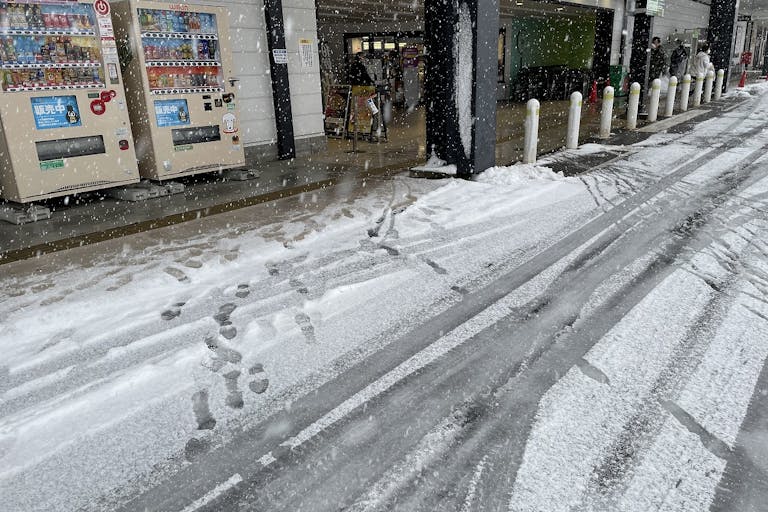 【イオンスタイル中条】キッチンカーの利用に最適な屋外スペースの画像1