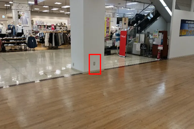 【イオン前沢店】1階南側エスカレーター脇催事場の一部 販促プロモーションや物販に最適なスーパー店内催事イベントスペースの画像4