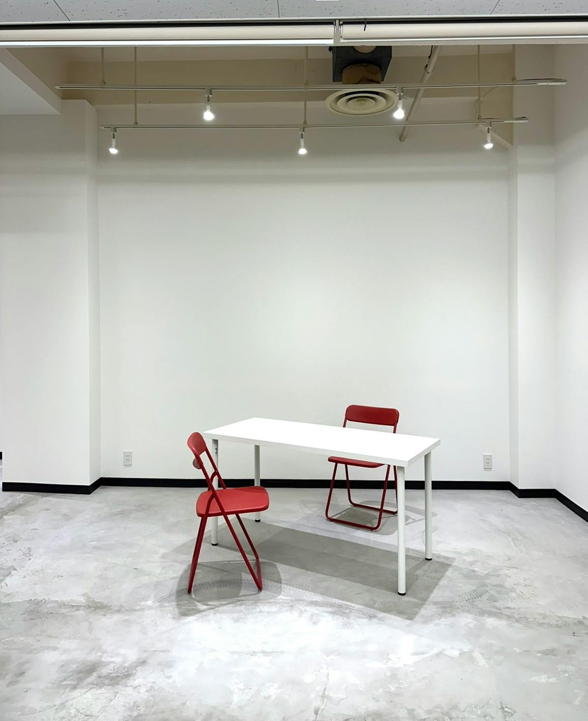 【自由が丘ひかり街｜20号+22号】アパレル・ファッション関連のポップアップストアや展示販売に適した自由が丘の商店街内イベントスペース