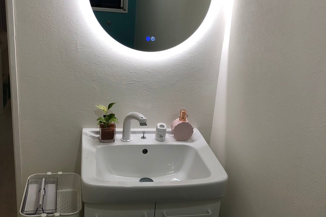 【麴町駅3分】施術講演や展示会、ポップアップストアに適したオフィス街にあるブルーを基調としたイベントスペース