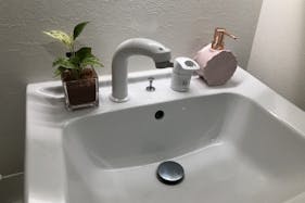 【麴町駅3分】施術講演や展示会、ポップアップストアに適したオフィス街にあるブルーを基調としたイベントスペース