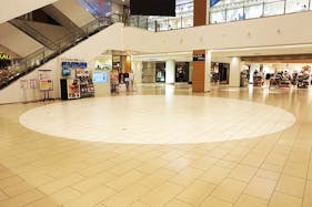 【イオンモールKYOTO】Sakura館 1階 センターコート