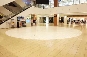 【イオンモールKYOTO】Sakura館 1階 センターコート