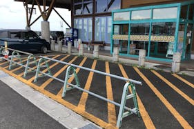 【ダイナム三重芸濃店】キッチンカーや各種プロモーションイベントに最適なアミューズメント施設のイベントスペース