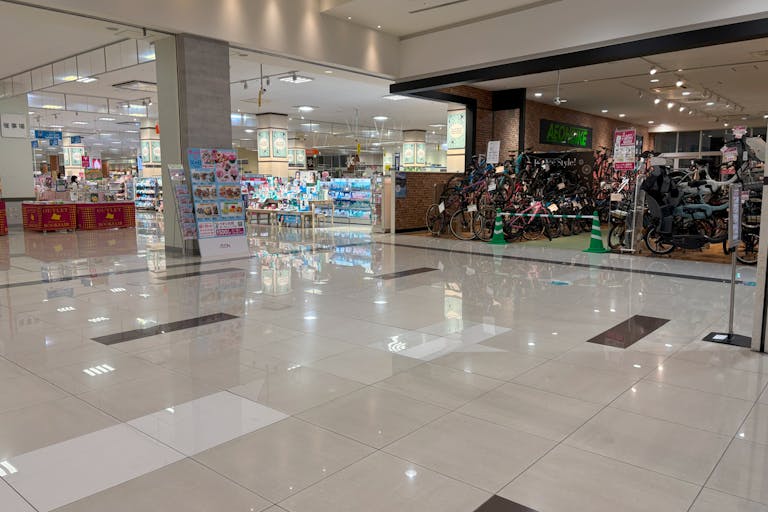 【イオンモール福津】サウスコート横の画像1