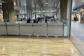 【京王高幡ショッピングセンター】高幡不動駅直結 物販・食物販のポップアップストアやプロモーションに最適な改札付近のイベントスペース