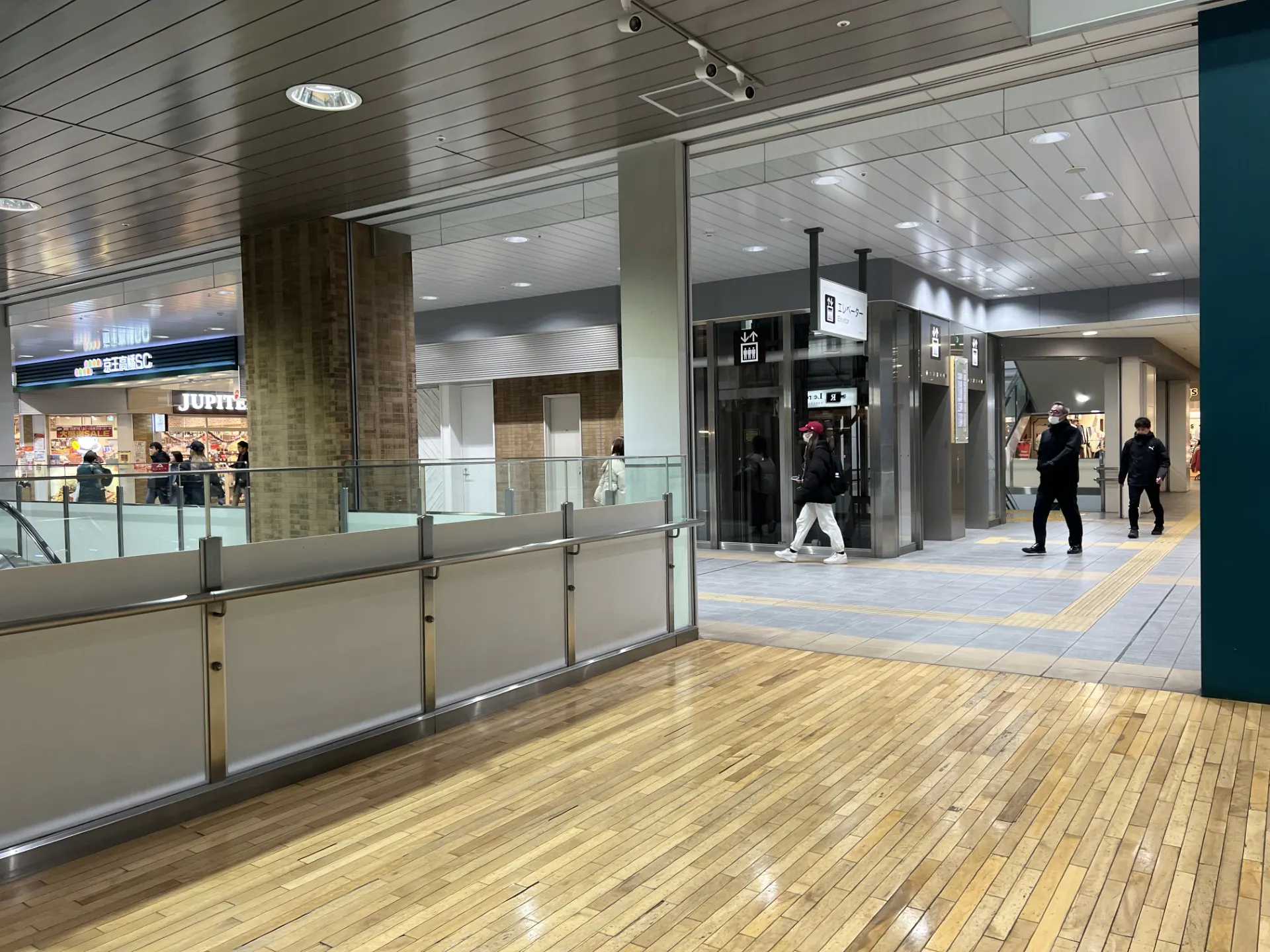 【京王高幡ショッピングセンター】高幡不動駅直結 物販・食物販のポップアップストアやプロモーションに最適な改札付近のイベントスペース