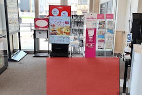 【イオンスタイル横浜瀬谷店】プロモーションや物販イベントに適した駅直結スーパーの風除室スペース