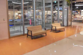 【THE OUTLETS HIROSHIMA】1F なみのわコートA