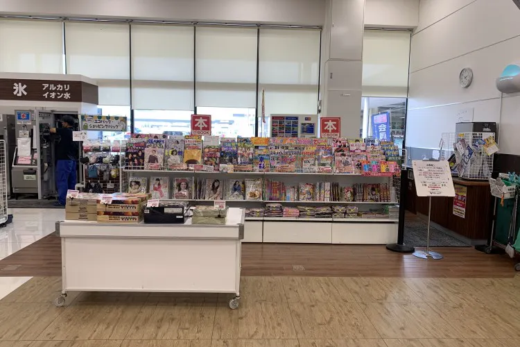 【オークワオーストリート紀の川井阪】プロモーションに利用可能な南側入口のスペース