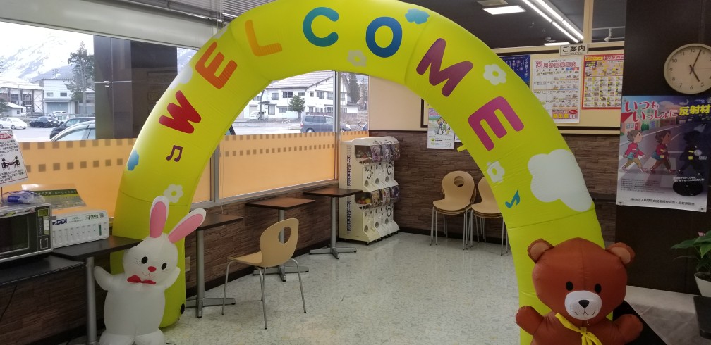 Aコープ白馬店】プロモーションや物販に最適な店内イートインコーナー