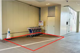 【三井アウトレットパーク 仙台港】1階 南エントランス