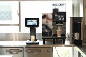 【原宿駅7分】コラボカフェ/食品イベント/ポップアップ/ギャラリー/リテール/撮影利用可能40坪のイベントフロア