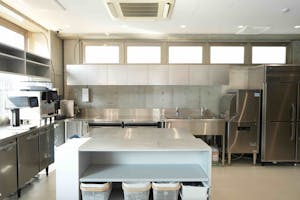 【原宿駅7分】コラボカフェ/食品イベント/ポップアップ/ギャラリー/リテール/撮影利用可能40坪のイベントフロア