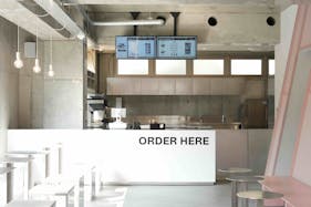 【原宿駅7分】コラボカフェ/食品イベント/ポップアップ/ギャラリー/リテール/撮影利用可能40坪のイベントフロア