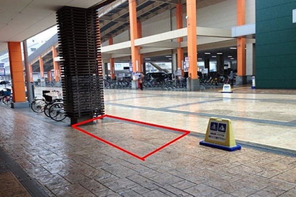 【フレスポ長田】食物販や物販にに適したサウスエリア北階段前の屋外スペース