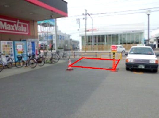 【イオンタウン青森浜田】キッチンカー等の移動販売に最適なタクシー乗り場横の屋外スペース