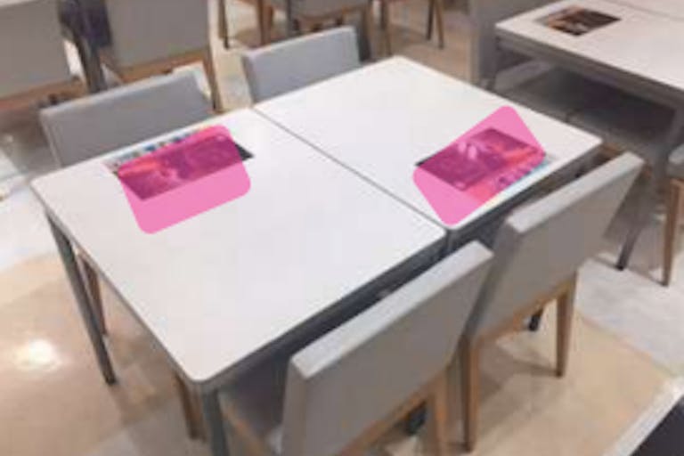 【イオンモールKYOTO】モール内広告 フードコートテーブルシールの画像2