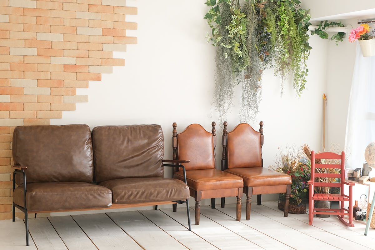 【大阪梅田駅6分】清潔感溢れる白い内装が美しい自然光たっぷりの明るいスタジオ