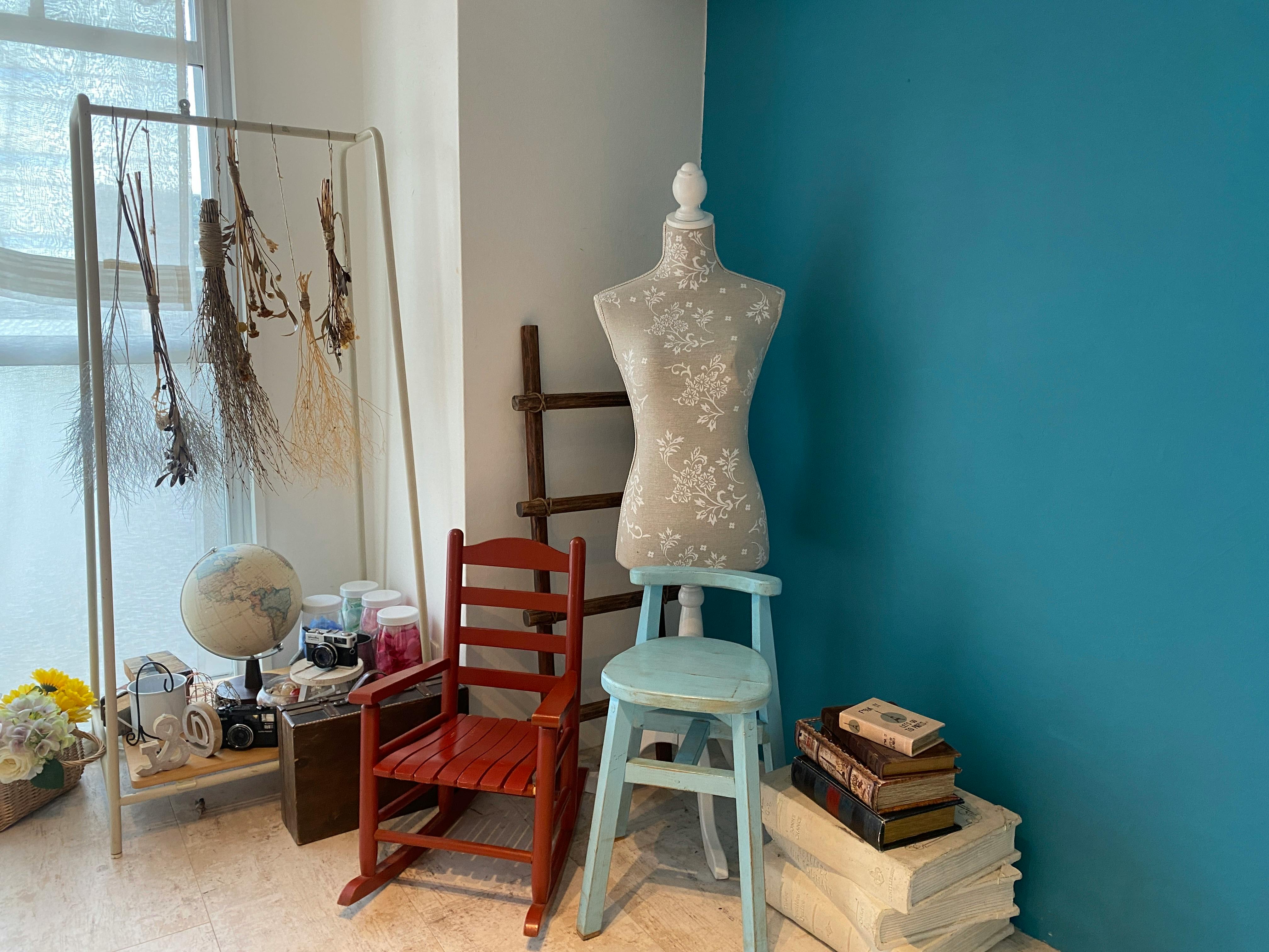 【大阪梅田駅6分】清潔感溢れる白い内装が美しい自然光たっぷりの明るいスタジオ