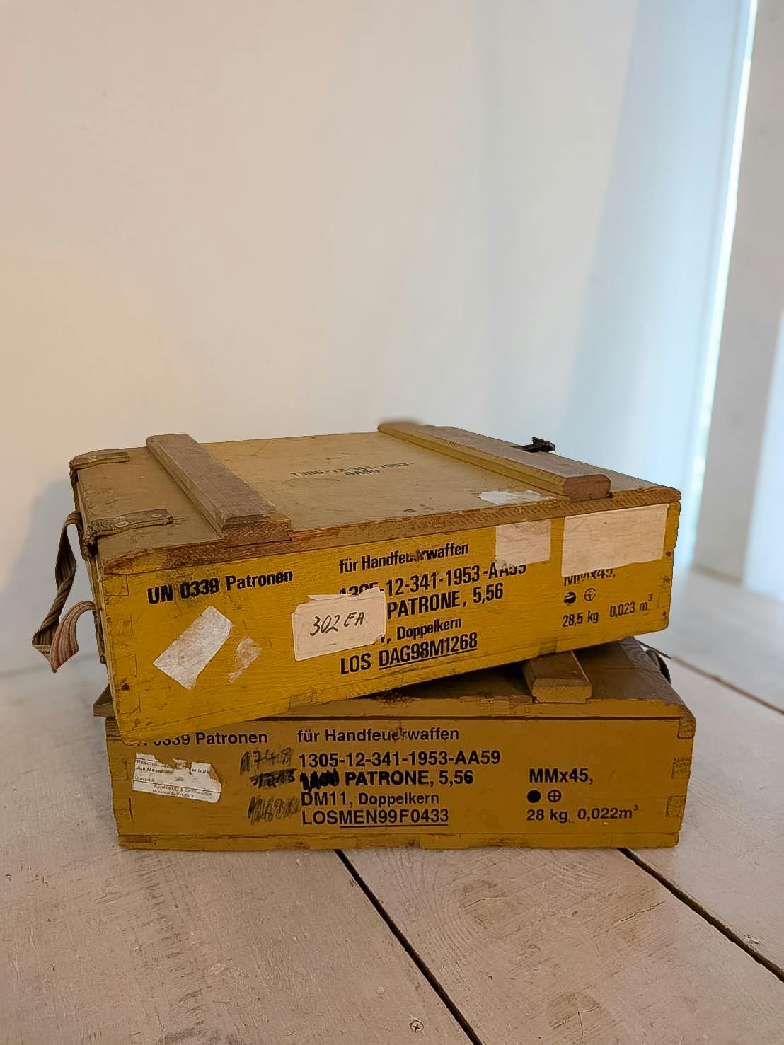 【大阪梅田駅6分】清潔感溢れる白い内装が美しい自然光たっぷりの明るいスタジオ