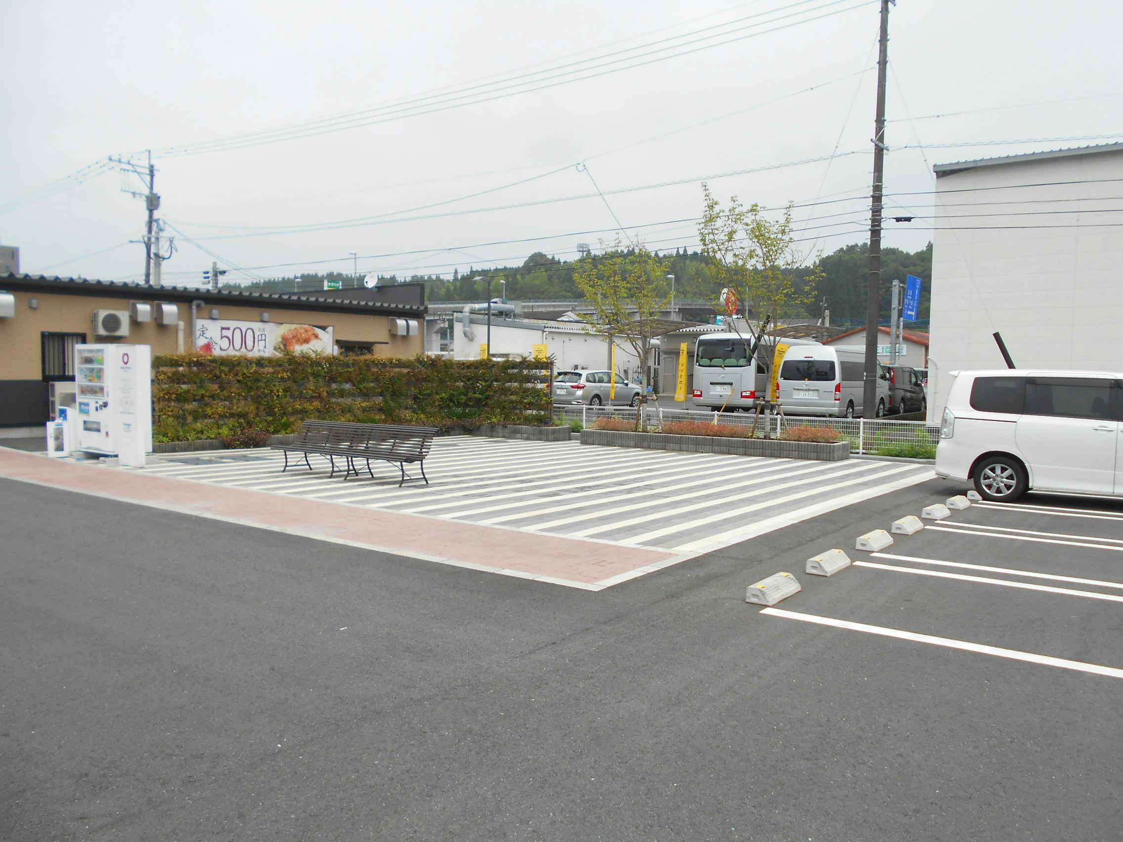 【フレスポ豊後大野】キッチンカーやPRイベント出店に利用可能な屋外スペースの画像