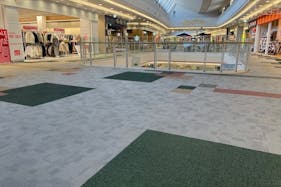 【イオンモール羽生】ファイテン前ブリッジ(イオン側)