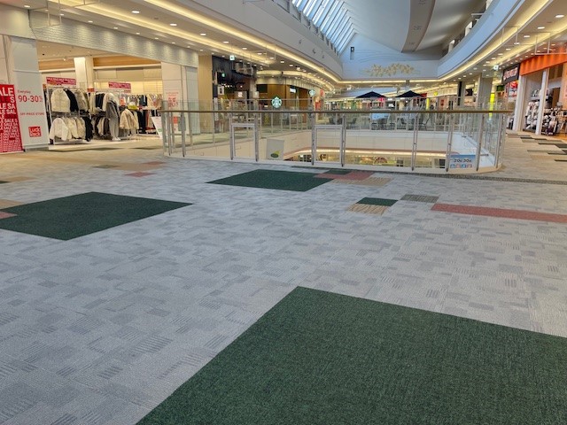 【イオンモール羽生】ファイテン前ブリッジ（イオン側）