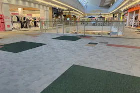 【イオンモール羽生】ファイテン前ブリッジ(イオン側)