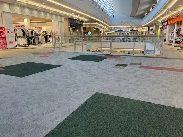 【イオンモール羽生】ファイテン前ブリッジ（イオン側）