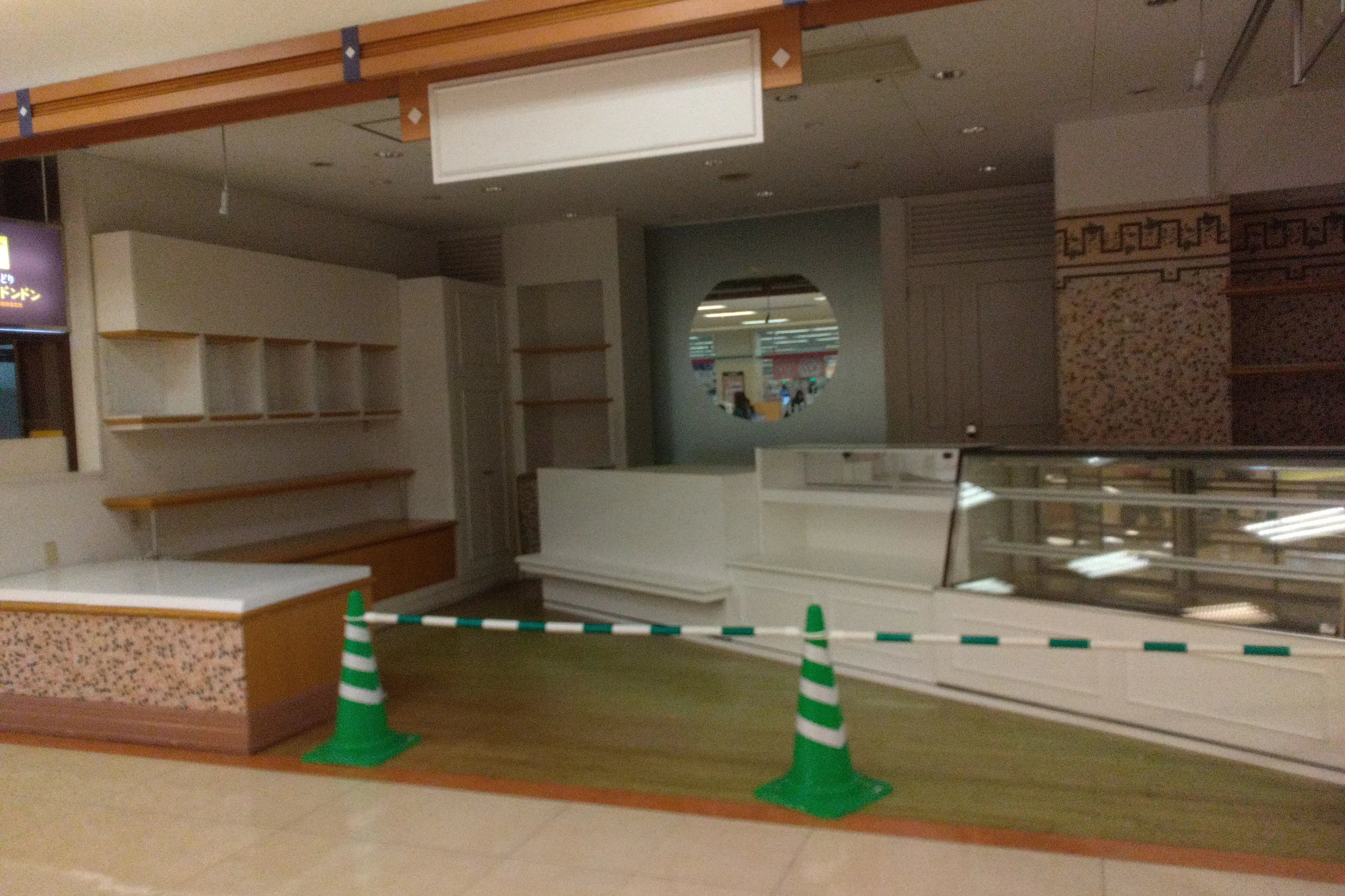【イオン大塔ショッピングセンター(長崎県)】1階主通路中央区画