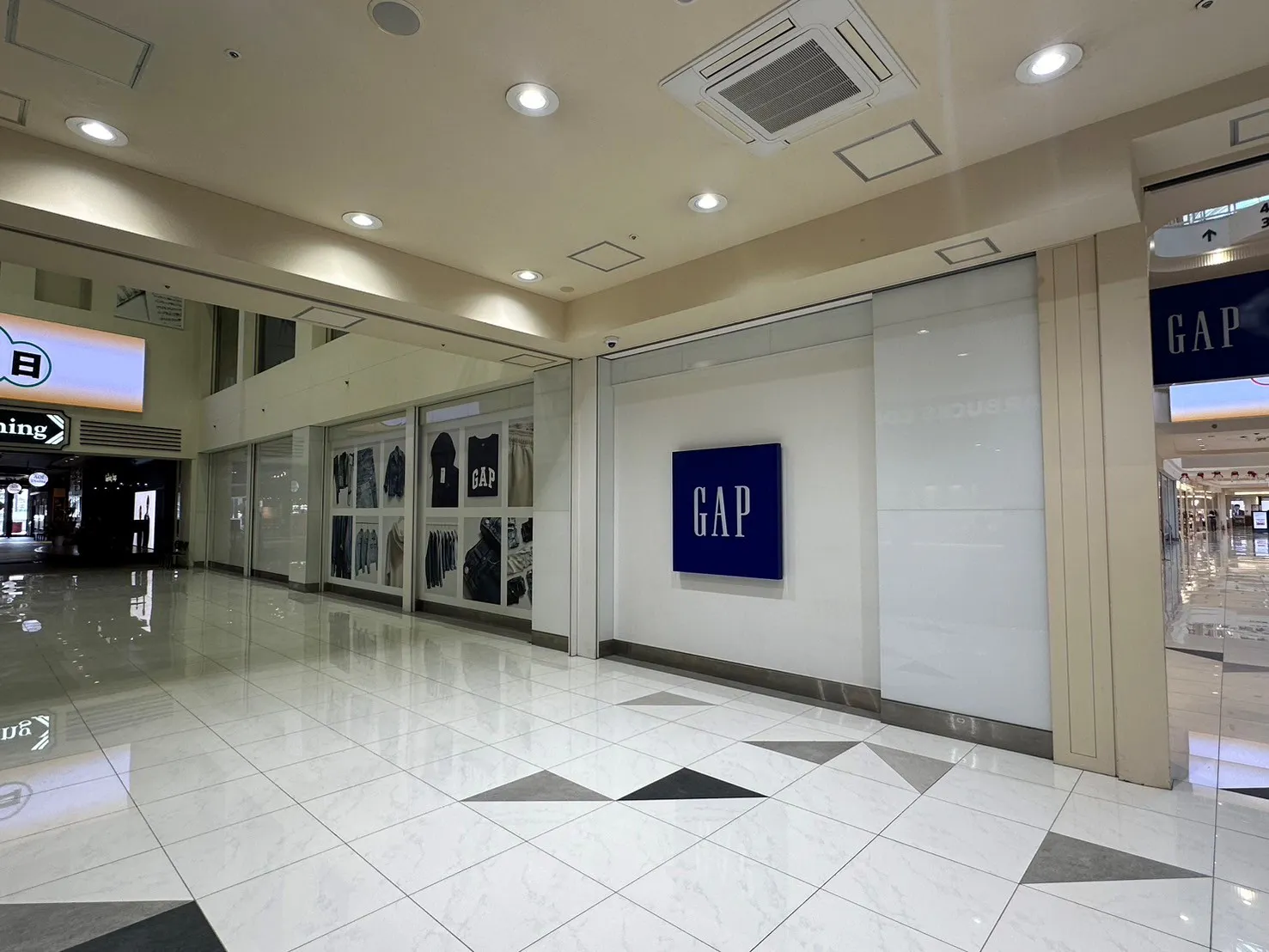 【イオンモール岡崎】1F アオイコート 西