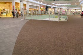 【イオンモール筑紫野】2階 セントラルブリッジ