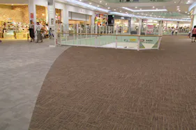 【イオンモール筑紫野】2階 セントラルブリッジ