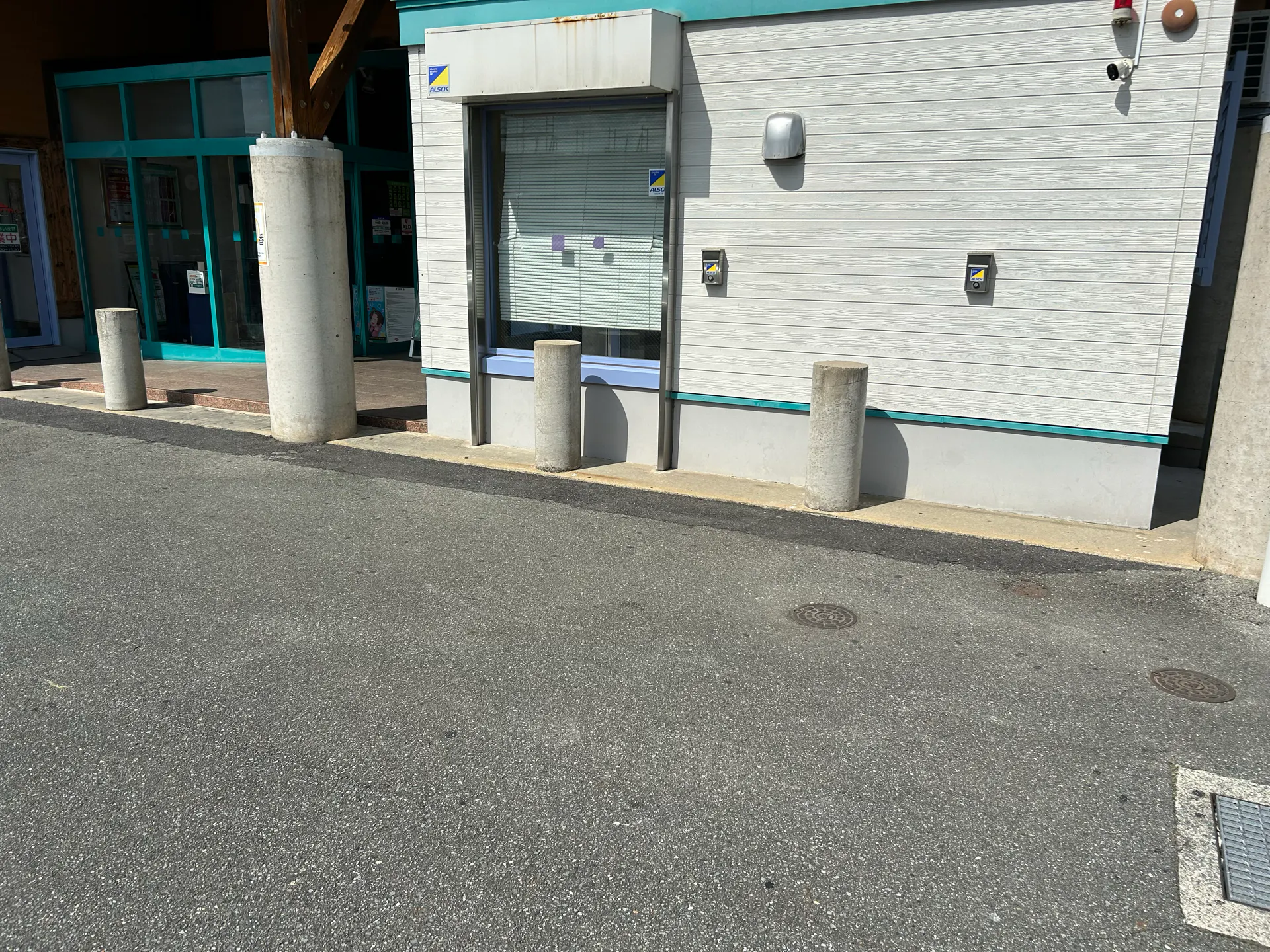 【ダイナム山口小郡店】キッチンカーやプロモーション等に最適なアミューズメント施設のイベントスペース(めん六や前)