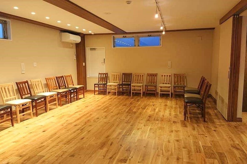 【広尾駅2分】展示会や招待制イベントに最適な吊り戸で用途を分けやすいレンタルスペース