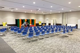 【イオンモール津南】イオンホールA