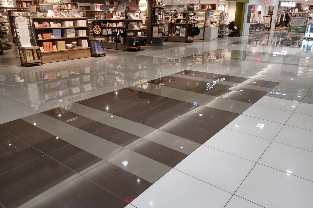 【イオンモール日根野*】【イオンモール日根野】1Fモール通路中央スペース