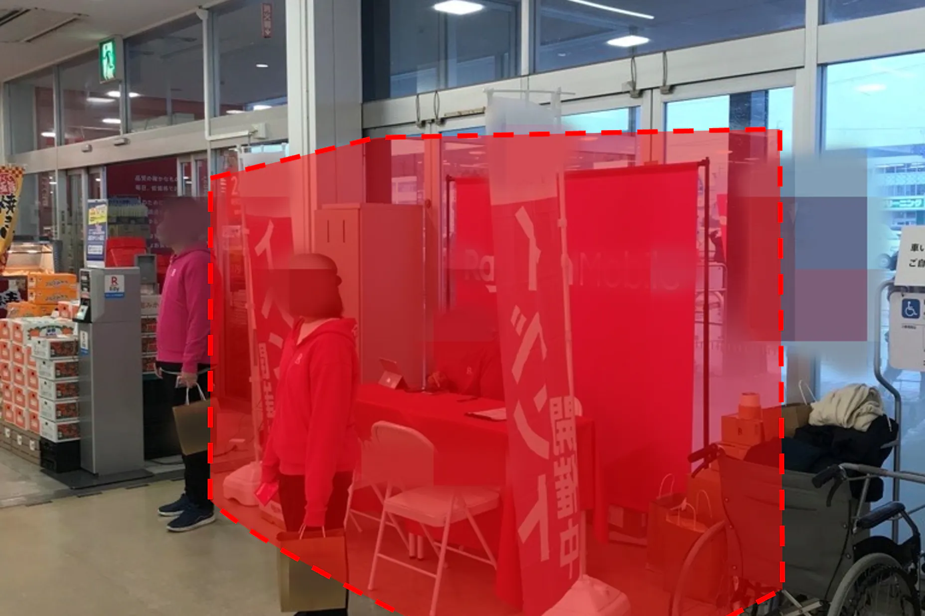 【西友 南長野店】店内入口横 プロモーション用途や物販、食物販のポップアップストアに最適なスーパー店内催事イベントスペース