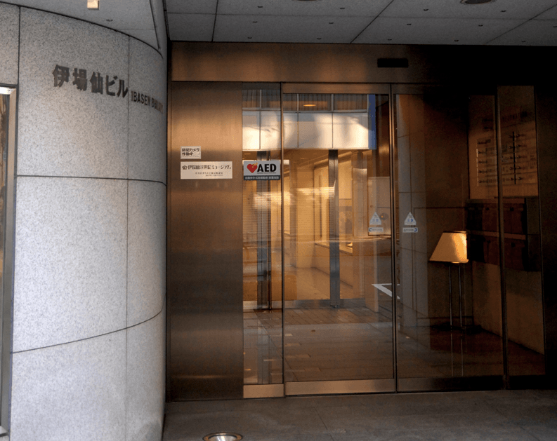 【三越前駅5分】高級感漂う明るい7階貸会議室