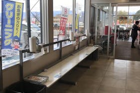 【西友 伊賀良店】サッカー台前 プロモーション用途や物販、食物販のポップアップストアに最適なスーパー店内催事イベントスペース