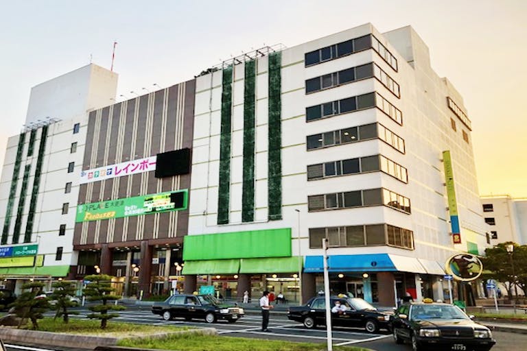 【スパークルシティ木更津/キッチンカースペース】キッチンカーやポップアップに最適な木更津駅西口前の商業施設にある視認性の高いイベントスペースの画像2