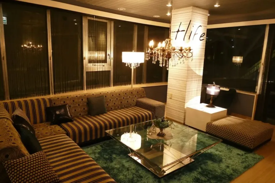 【片原町駅5分】展示会や撮影に適したお洒落な内装のイベントスペース