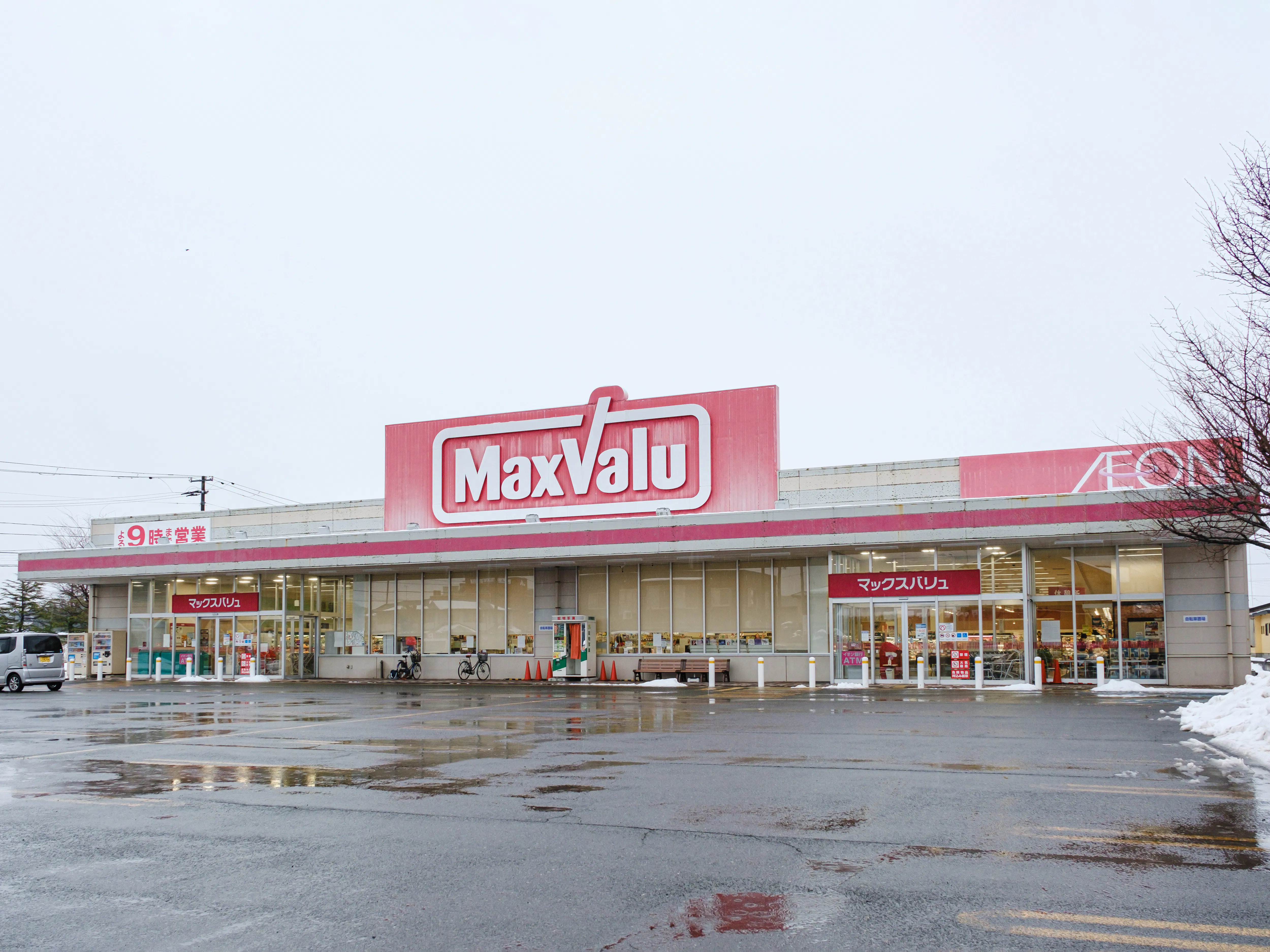 【マックスバリュ河辺店】各種プロモーションイベントに最適な店内にあるイベントスペース