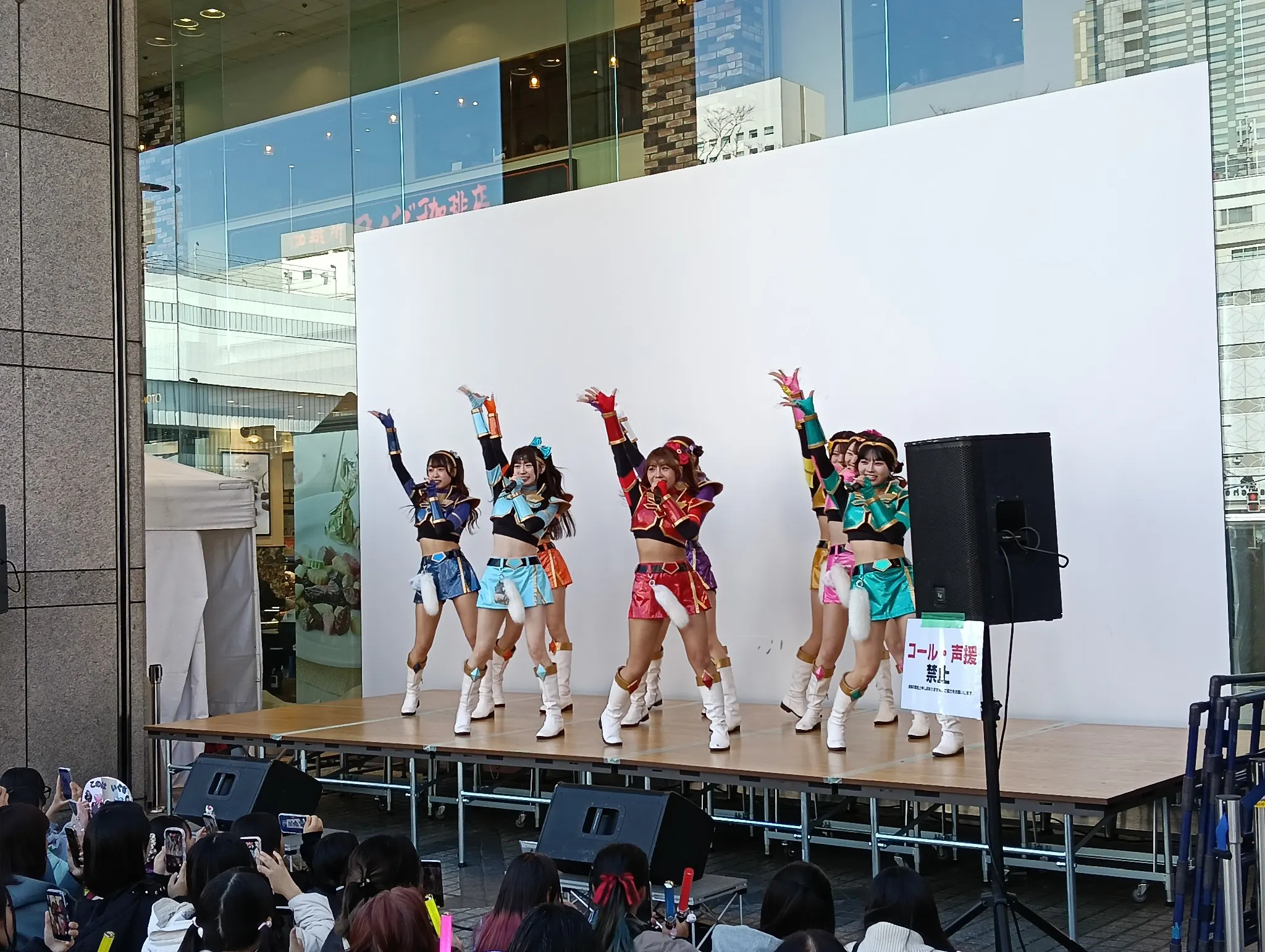 【錦糸町マルイ】1階 店頭 広告・ステージC【物販・食物販・PR】国道14号面した人通りの多い屋外スペース