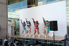 【錦糸町マルイ】1階 店頭 広告・ステージC【物販・食物販・PR】国道14号面した人通りの多い屋外スペース