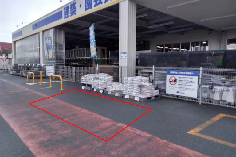 【サンデー花巻南新田店】屋外駐車場　キッチンカーの出店に最適なホームセンター内駐車場の屋外イベントスペース