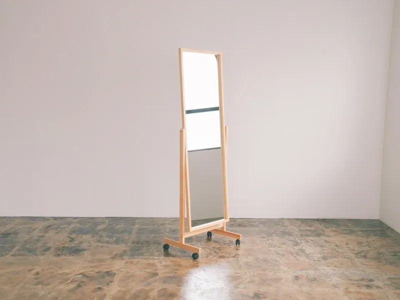 【中津駅9分】展示会や撮影に最適な自然光豊かな白とピンクを基調としたレンタルスペースの画像10